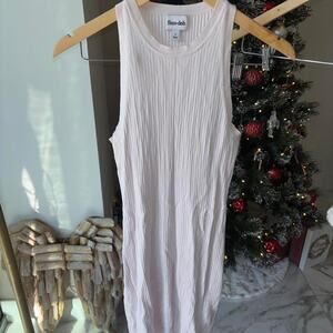 Whitepink ribbed dress minimalist